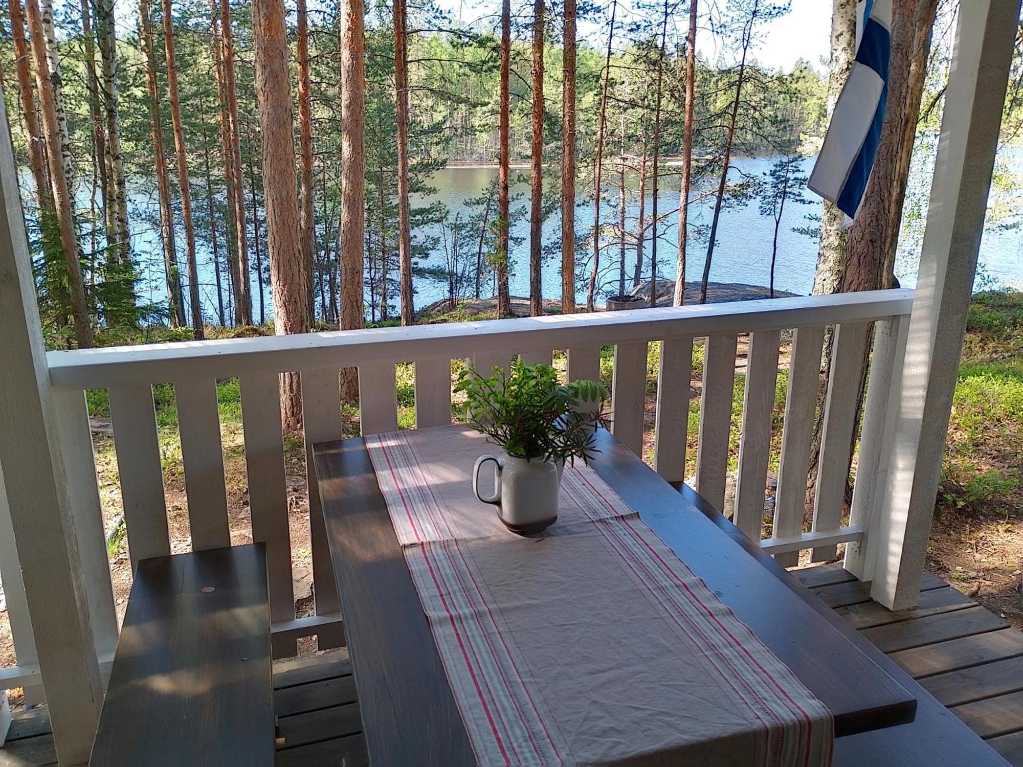 Kalliomoekki Puumala Esterno foto